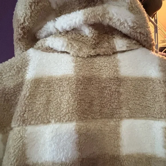 Koolaburra By Ugg Womrns Sherpa Coat never worn - Picture 5 of 11